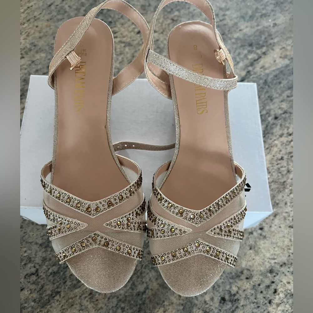 Dream Pairs Nina Low Heel Elegant Strappy Sandals Size 8